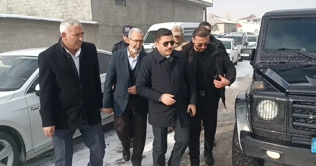 Özalp de iki aile arasındaki 16 yıllık kan davasında barış sağlandı Van Haberleri