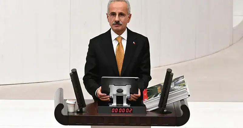 Bakan Uraloğlu: Türkiye siz güvenlik ve istikrar olmaz