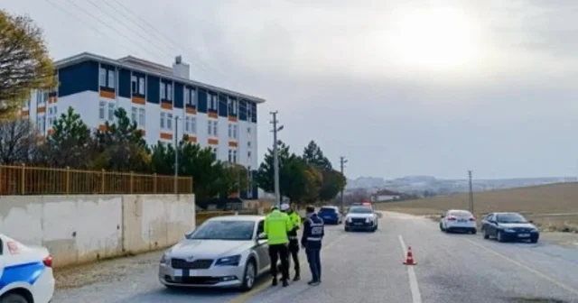 Kırşehir de okul çevrelerinde şok uygulaması Kırşehir Haberleri