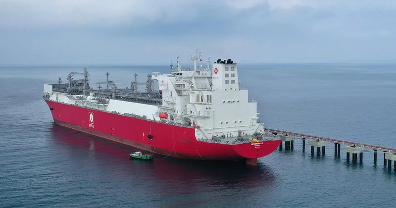 Ertuğrul Gazi, 100. gemiden gemiye transfer operasyonunu başarıyla tamamladı