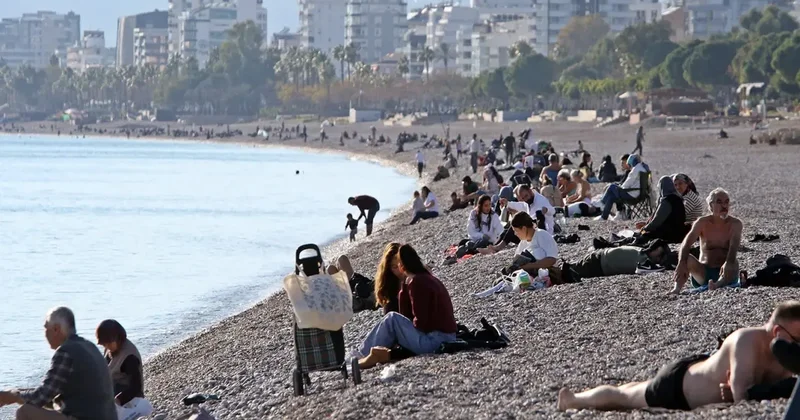 Antalya da bir günde iki mevsim! Gündüz denize giren akşam soba yakıyor