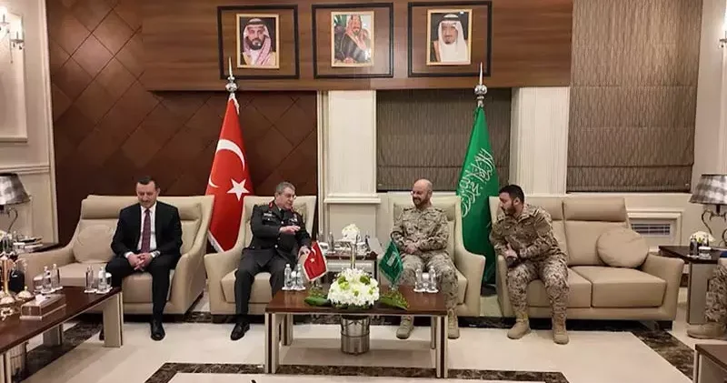 Genelkurmay Başkanı Bayraktaroğlu, Suudi Arabistan’da Üst Düzey Askeri Diyalog Toplantısı na katıldı