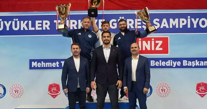 Büyükler Serbest Güreş Türkiye Şampiyonası sona erdi: Ankara ASKİ zirvede yer aldı