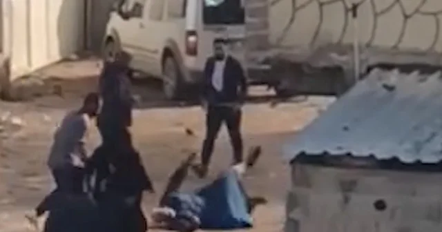 Şanlıurfa da çocukların kavgasına büyükler dahil oldu: 5 yaralı Şanlıurfa Haberleri