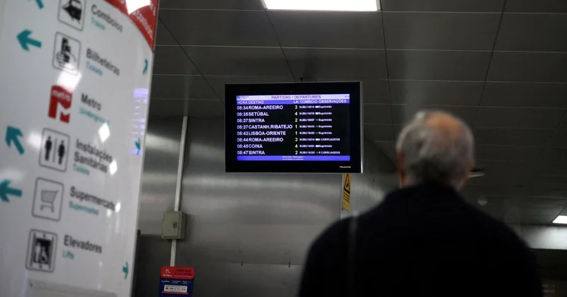 Portekiz de 12 yıl aradan sonra yapılan ilk genel grev, ulaşım sektörünü felç etti