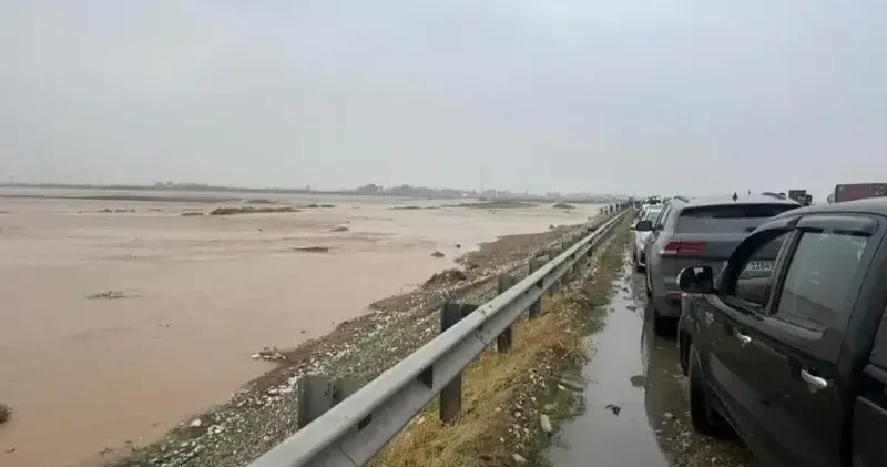 Kerkük te iki gündür aralıksız süren şiddetli yağışlar nedeniyle bir kişi daha hayatını kaybetti Dünya Haberleri