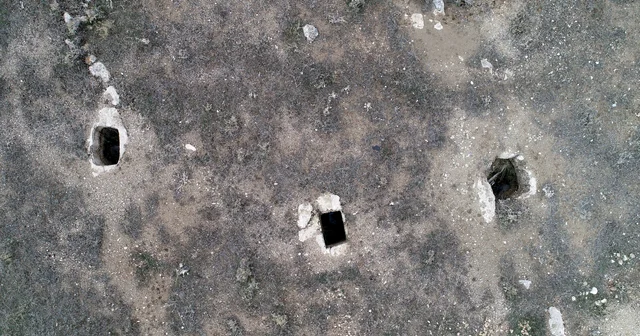 Urartuların oda mezarlarında defineci talanı Van Haberleri