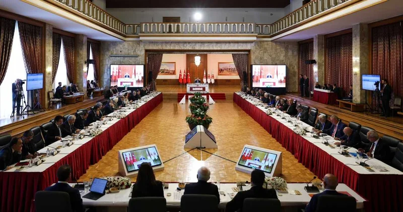 MHP nin süreç raporu komisyona verildi