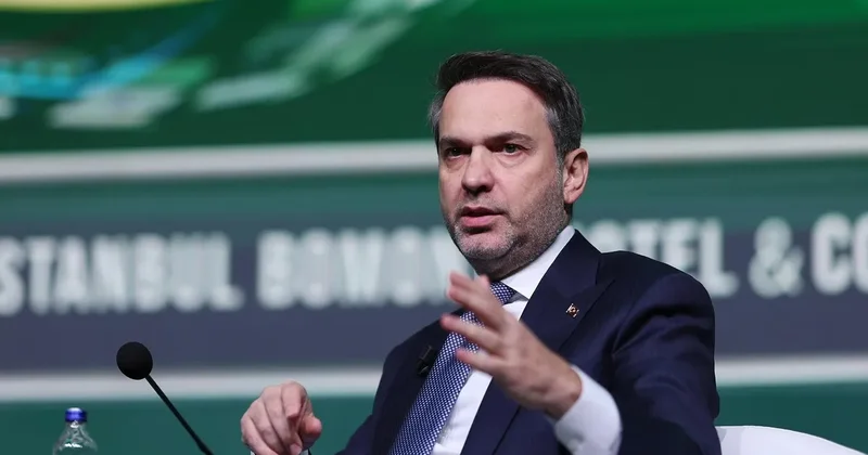 Bakan Bayraktar: Yenilenebilir enerjide 2030 hedefi 120 gigavat