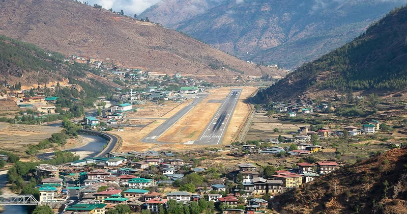 Dünyanın en zor rotası: Sadece 50 pilotun uçuş yetkisi var Sözcü Gazetesi