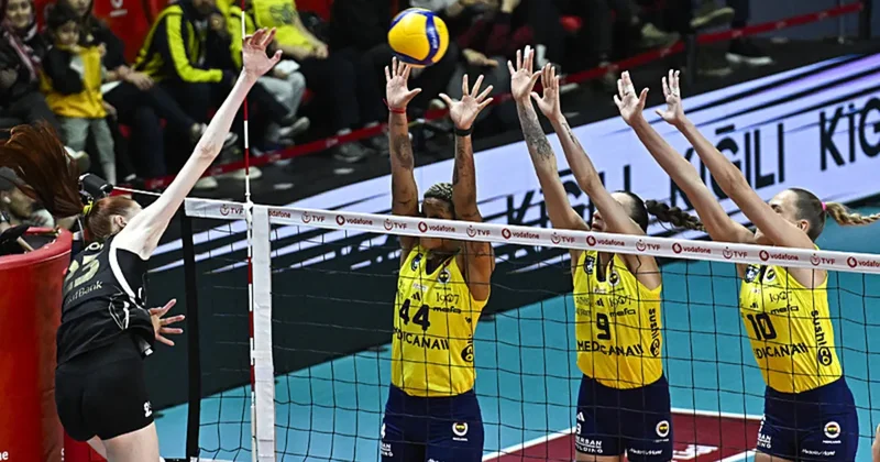 VakıfBank, Fenerbahçe’yi yendi ve ligde tek namağlup takım oldu