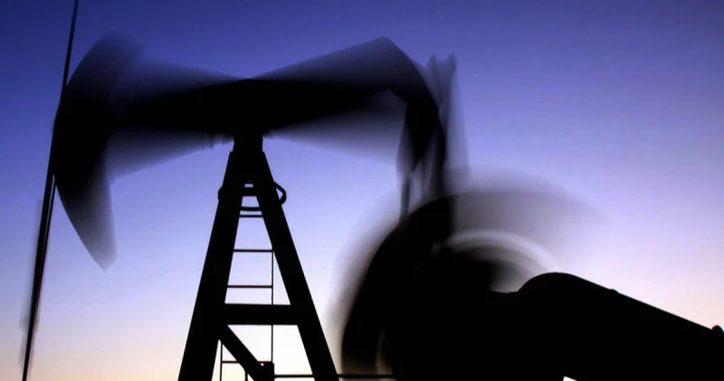 IEA küresel petrol talebi artış öngörüsünü yükseltti Enerji Haberleri