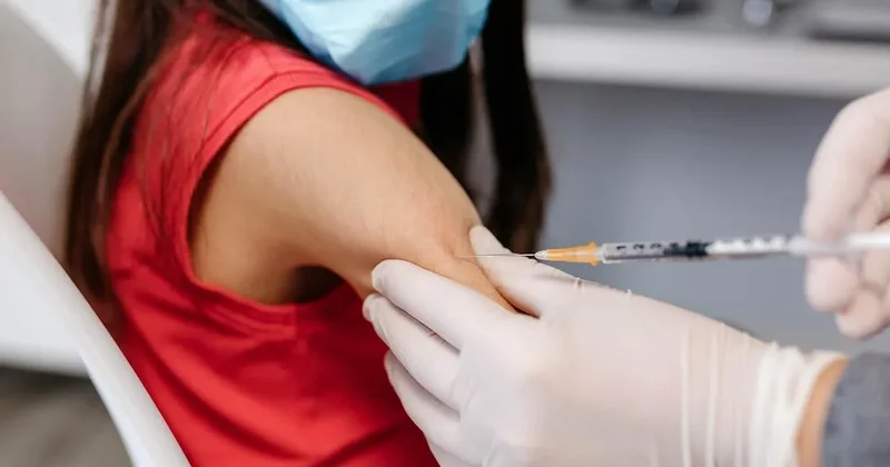 ABD’de Covid 19 aşıları inceleniyor