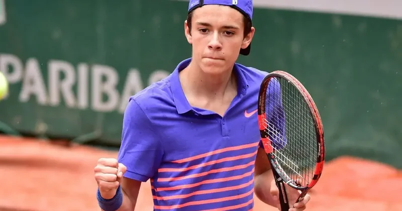 Şike yaptığı tespit edilen Fransız tenisçi Quentin Folliot, 20 yıl men cezası aldı