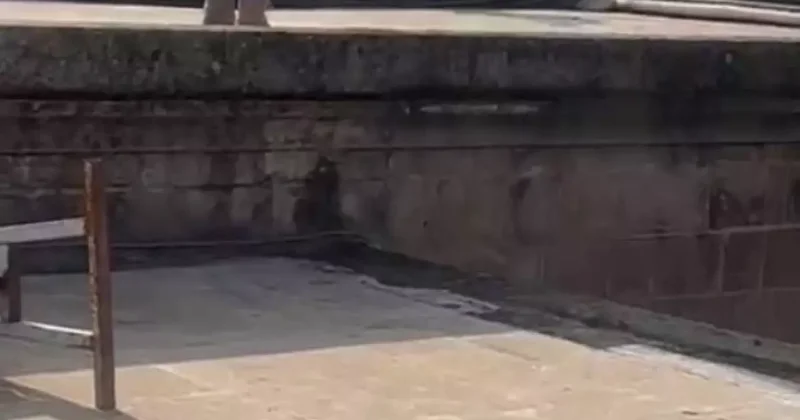 Tarihi mekanda film gibi anlar! İşten atıldım diyerek atladı