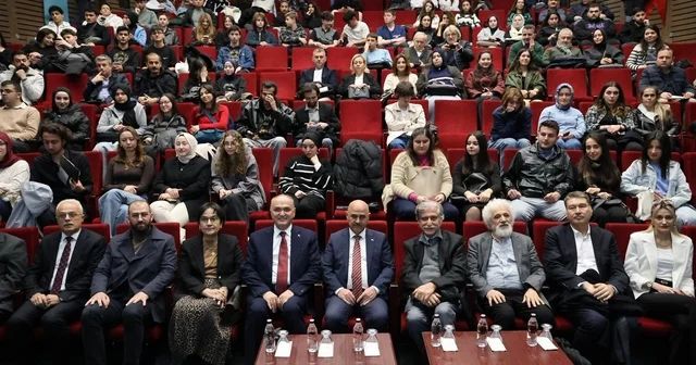 Türkiye de felsefenin dünü, bugünü ve yarını konuşuldu Düzce Haberleri