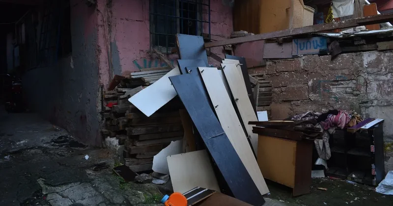 SON DAKİKA: Pendik te yangın faciası! 3 minik kardeş feci şekilde can verdi! Meğer anne komşuyu arayıp...