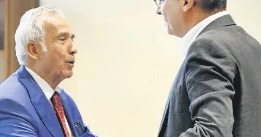 YAVUZ DONAT Yavru Vatan’da gündem