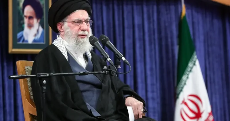 İran parasızlıktan sokaktayken, Hamaney in mal varlığı dudak uçuklatıyor