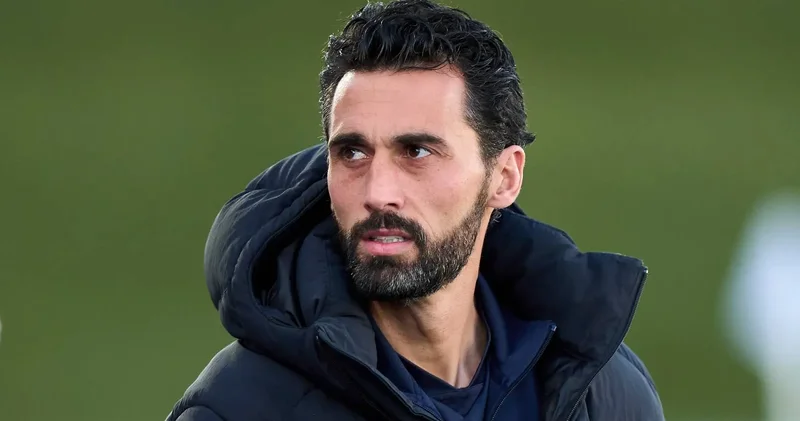 Xabi Alanso ile yolarını ayıran Real Madrid, yeni teknik direktörünü jet hızıyla duyurdu