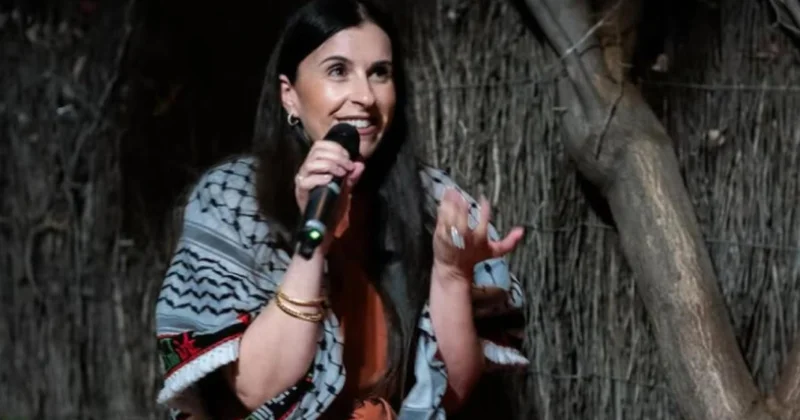 Avustralya da Filistinli yazarın programdan çıkarılmasıyla başlayan boykot sonrası festival yönetiminde istifa