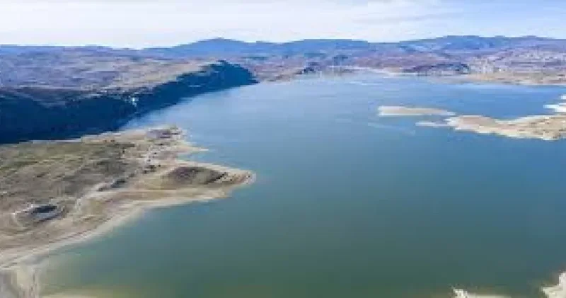 İstanbul da barajlara kar bereketi