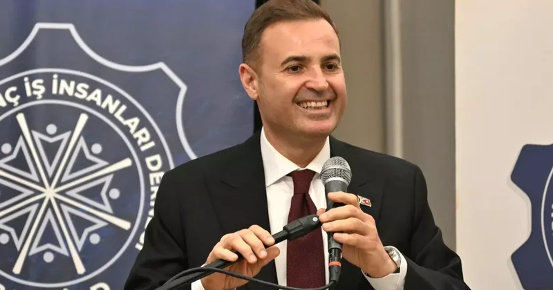 AK Parti ye mi geçecek? Ahmet Akın dan Cumhrbaşkanı Erdoğan a: Umreden selamlar saygılar. Dualar edeceğim ona