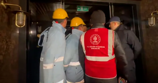 Ekipler kaçak bölümlerin yıkımı için sabah saatlerinde Bebek Otel’e girdi VİDEO İZLE