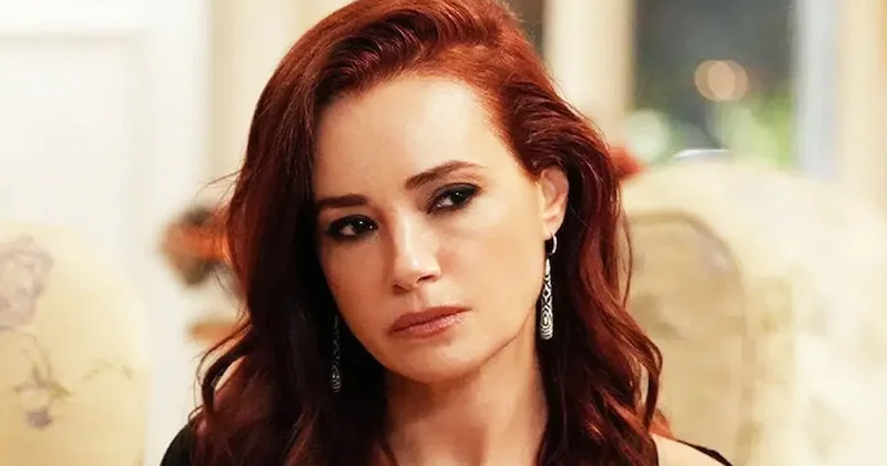 Aşk orucunu bozdu... Eşi Ahmet Serdar Oral ı kaybeden Özgü Namal ın 5 yıllık yası bionerji uzmanı ile bitti Sözcü Gazetesi