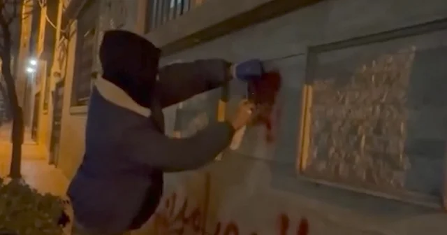 Devrim Muhafızları komutanı bu yolla öldürülmüştü: Protestocular İran da işaretli ev tekniğiyle hükümet yetkililerini hedef alacak VİDEO İZLE