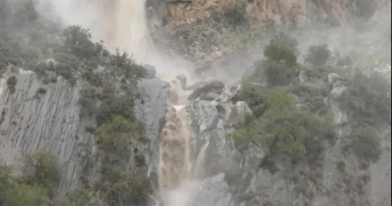 Dalaman da yeni bir doğa olayı yaşandı: Sağanak sonrası yaklaşık 100 metrelik doğal şelale oluştu Sözcü Gazetesi