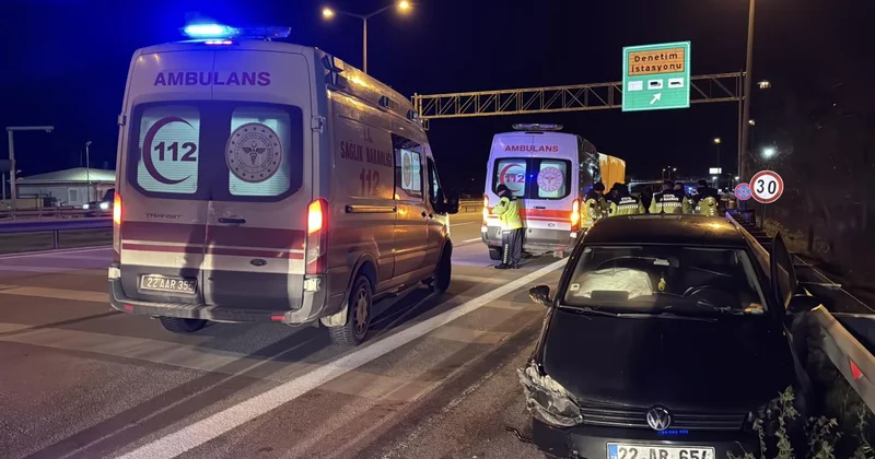 Ters yönde ilerleyen otomobil bariyere çarptı: O anlar kamerada