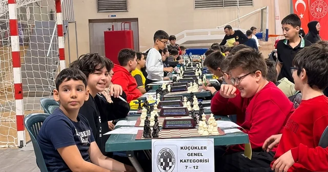 Kayseri Okul Sporları Satranç İl Birinciliği başladı Kayseri Haberleri