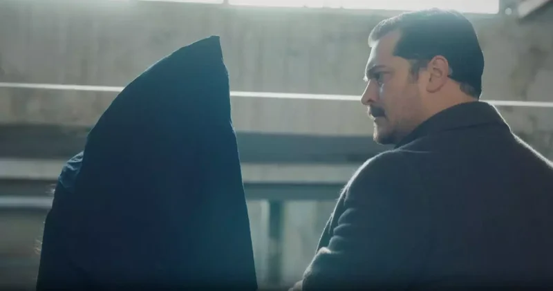 Eşref, sahte rüyaya uyandı