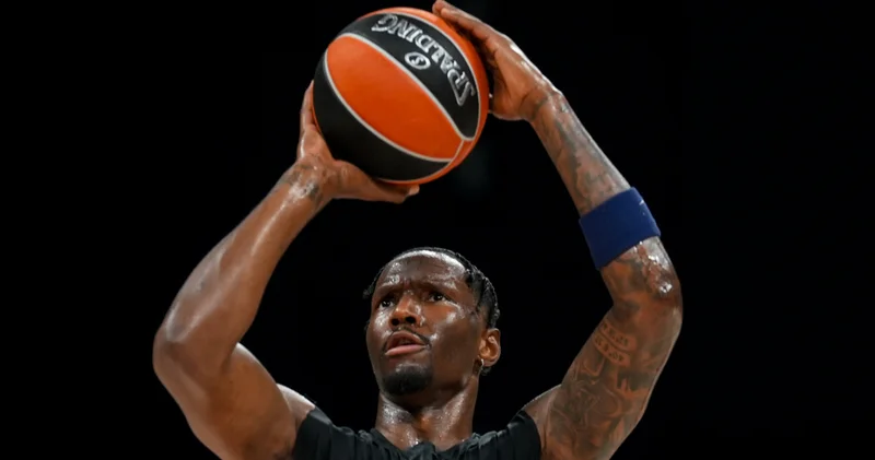 Nigel Hayes Davis resmen Panathinaikos ta! Basketbol Haberleri