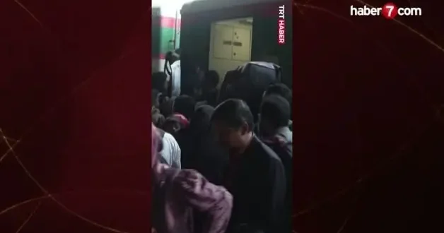 Bangladeş te tarihi gün: Halk yeni dönem ve reformlar için sandık başında