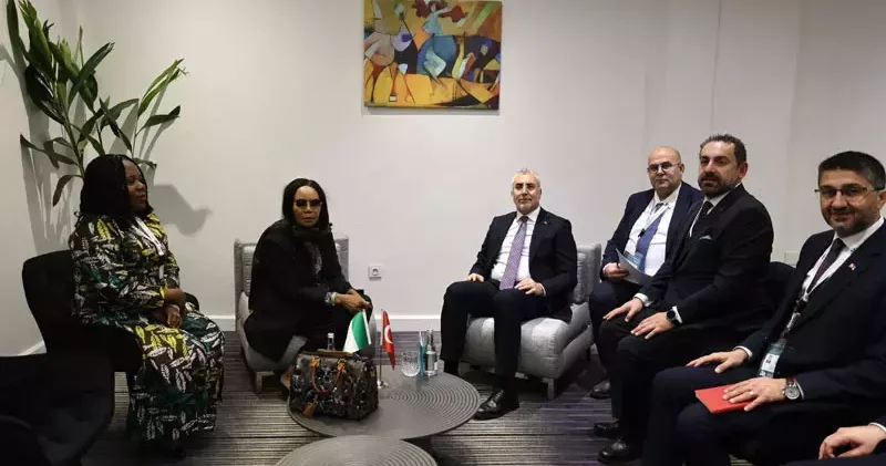 Bakan Işıkhan, Nijerya Çalışma Bakanı Onyejeochaile ile bir araya geldi