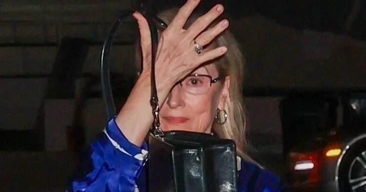 Bu yaştan sonra yuva kurmaya niyetlendi: Eski kocası hemen ayaklandı: Hayır efendim, evlenemezsin!