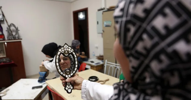 Eşinden öğrendiği mesleğin usta öğreticisi oldu Gaziantep Haberleri