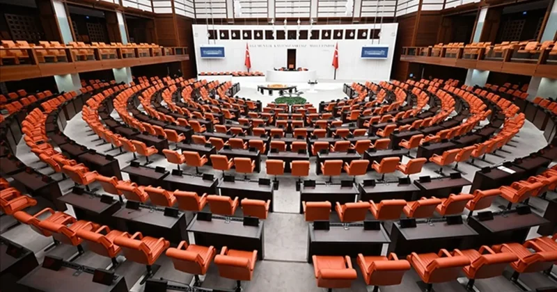 36 maddelik trafik kanunu teklifi TBMM de kabul edildi: Araçtan inene ceza yağacak!