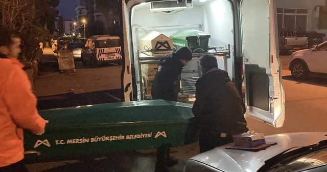Polis kavga ihbarına gitti, banyoda cesetle karşılaştı: 3 gözaltı Mersin Haberleri