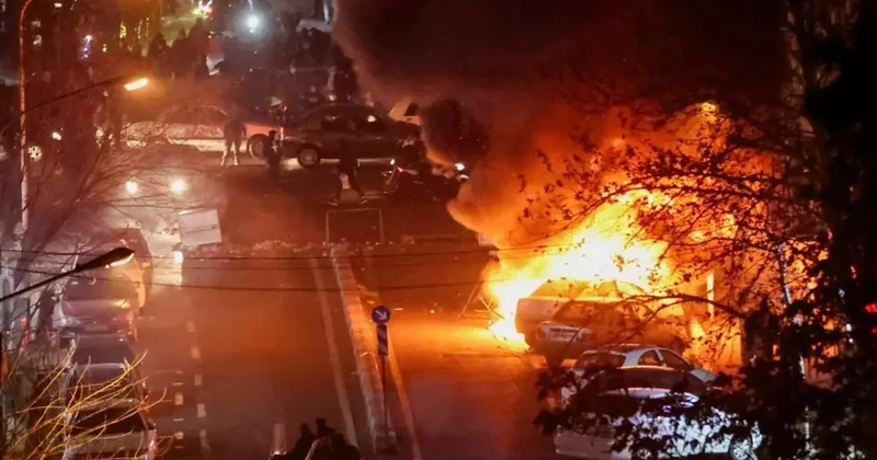 İran da Gösterilerde Ölü Sayısı 7 Bini Aştı