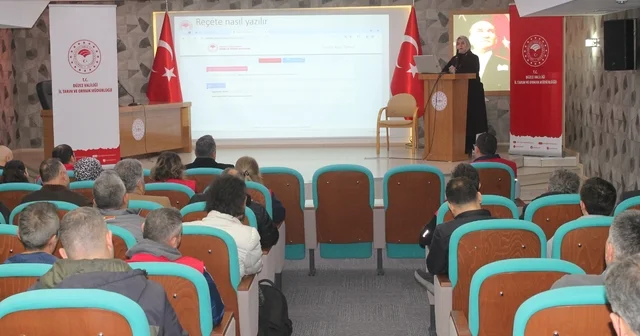 Bitki koruma ürünü ve gübre bayilerine bilgilendirmesi yapıldı Düzce Haberleri