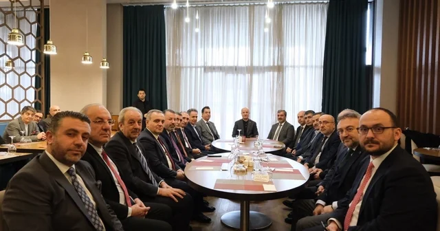 Rektör Kırışık, Sivas taki yükseköğretim buluşmalarına katıldı Karabük Haberleri