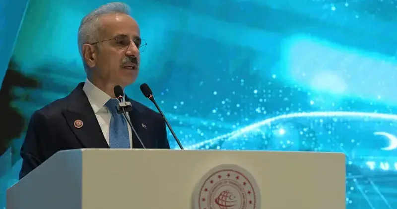 Bakan Uraloğlu: Ülkemizi denizcilikte lider ilk 10 ülke arasına taşıdık