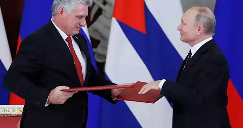 Küba krizinde Rusya devrede: Petrol sevkiyatı yapacak! Gözler ABD de...