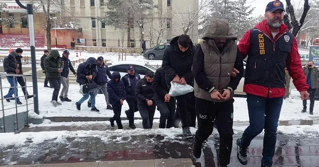 Erzurum merkezli 29 ilde siber dolandırıcılık operasyonu; 68 gözaltı Erzurum Haberleri