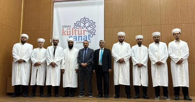 Simav da yeni din görevlilerine cübbe ve sarık giydirildi Kütahya Haberleri