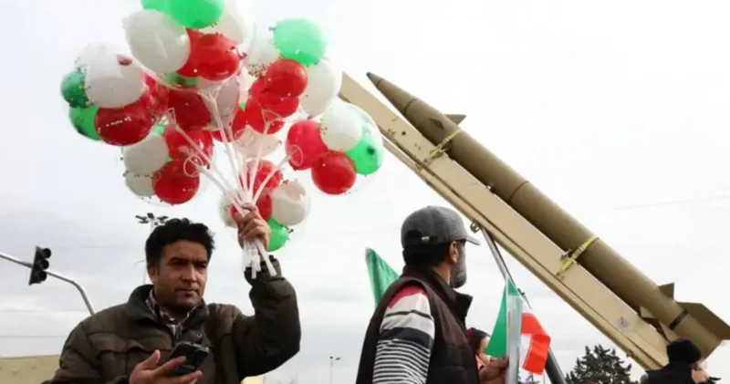 BBC nin Tahran izlenimleri: Devrim mitingleri, isyanın gölgesinde kaldı