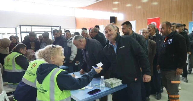 Tavaslı üreticilere 5 bin 991 zeytin fidanı dağıtıldı Denizli Haberleri